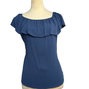 NWOT SoSik Ruffled Neck Top (L)